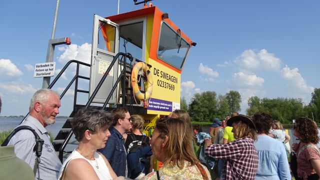 Op de pont bussafari 2024