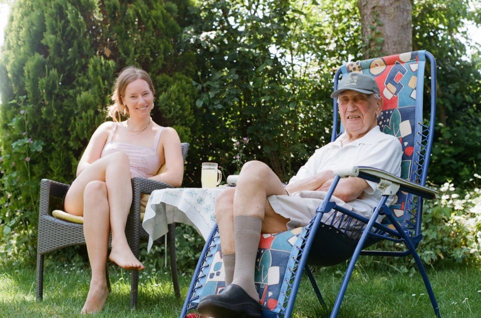 Cato Andersen Roëd (28) en haar opa