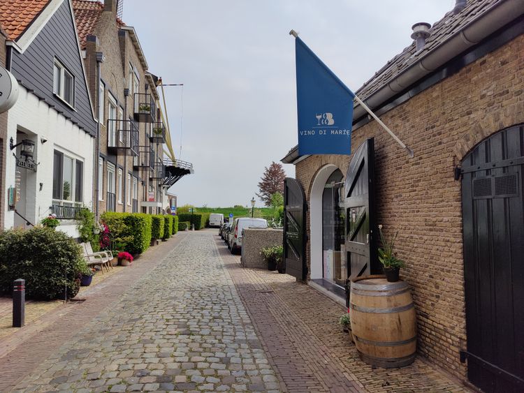 Vino di Marie Willemstad