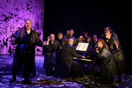 Theater Babel: TIERGARTEN