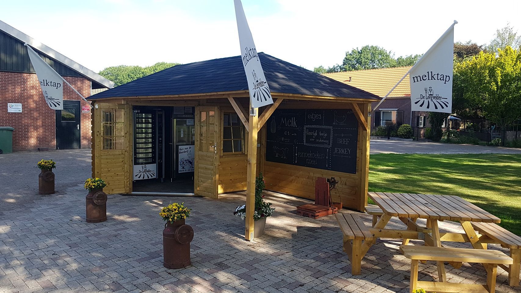 Zuivelboerderij De Leegvelder Deurne - Melktap huisje -