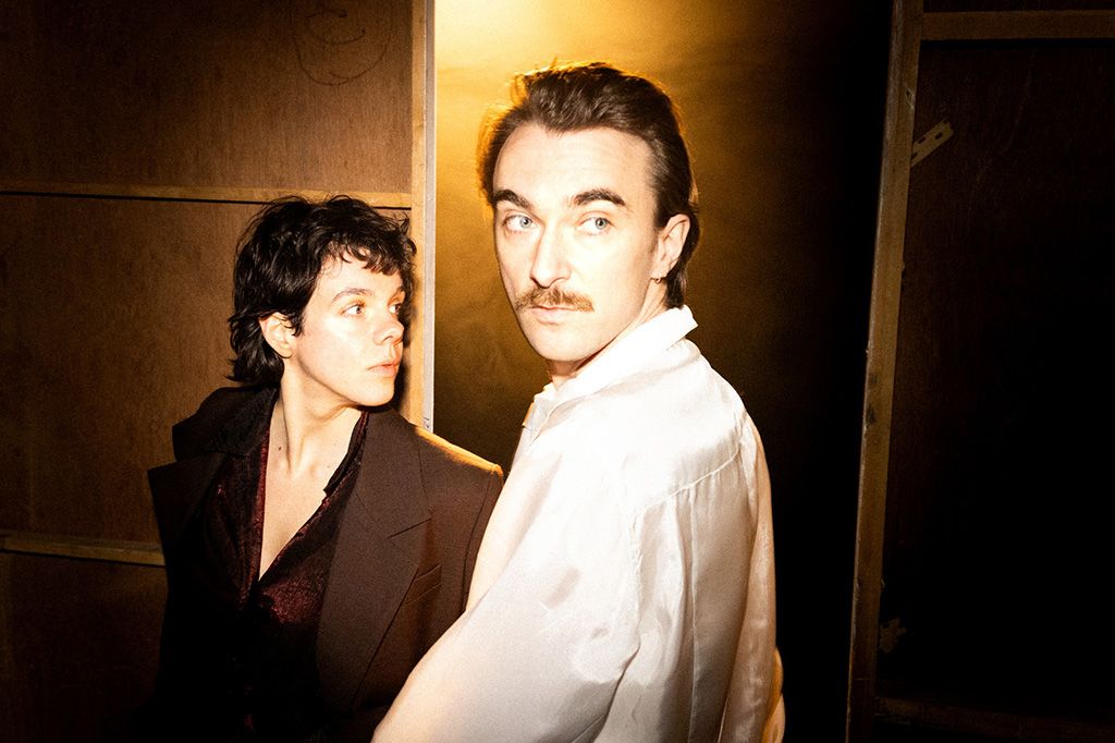 STEL/Podium Bloos: The show goes on