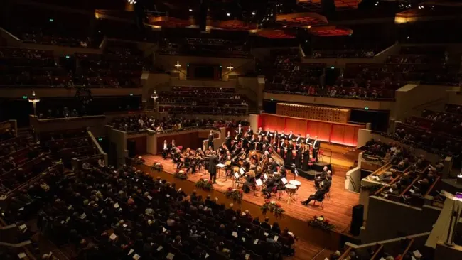 Nederlands Kamerkoor en Cappella Mediterranea: Weihnachts-Oratorium