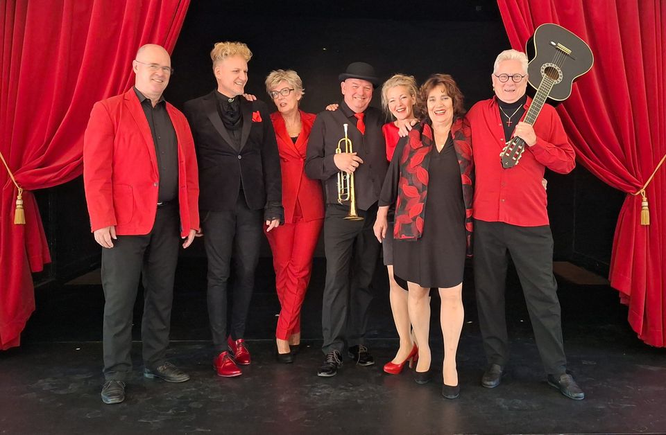 Koor gekleed in zwart en wit