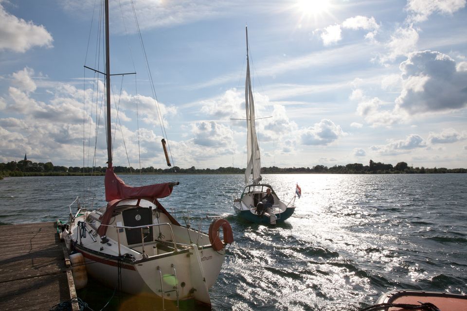 Bootje varen op de Beerse Overlaat.