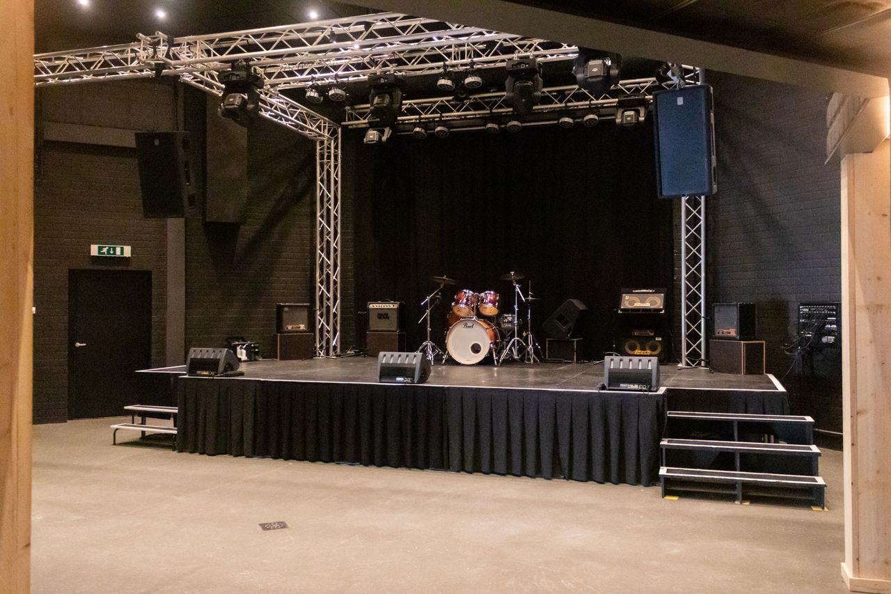 Zaal Podium 10