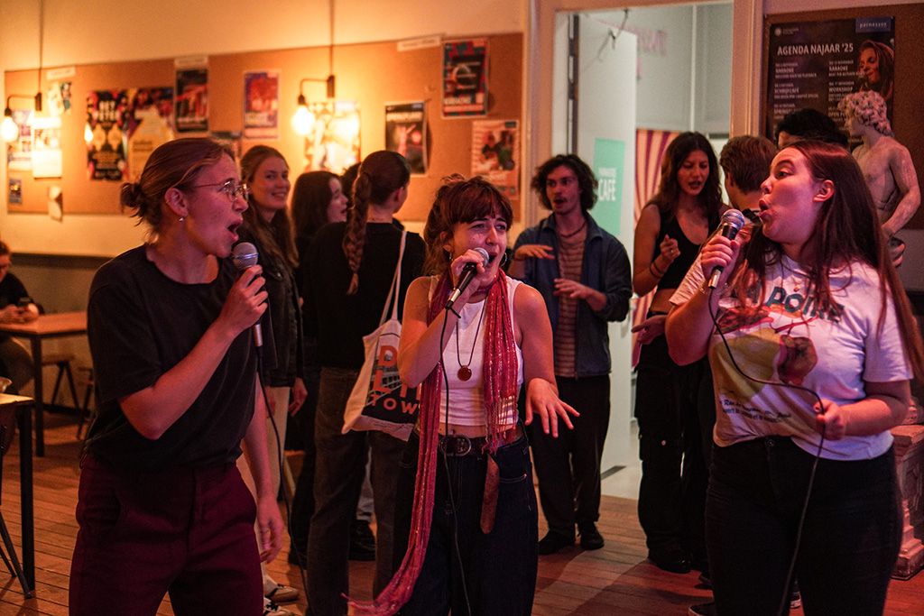 KARAOKE: Generatiekloof