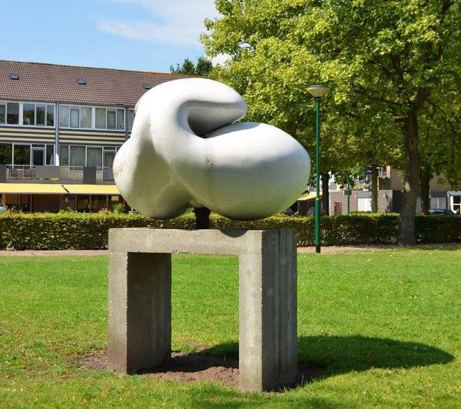 Kunstwerk De Slapende Zwaan Rijen