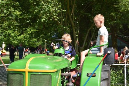 Tractoren op De Naturij