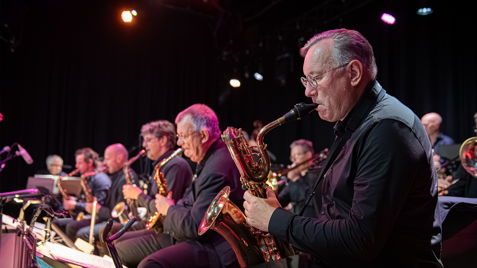 Blazerssectie van The Laundry BigBand