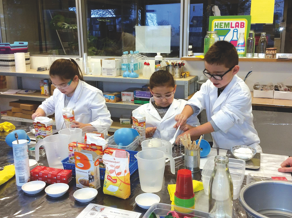 Kinderen in het Hemlab