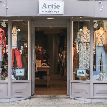 Artie Women's Wear