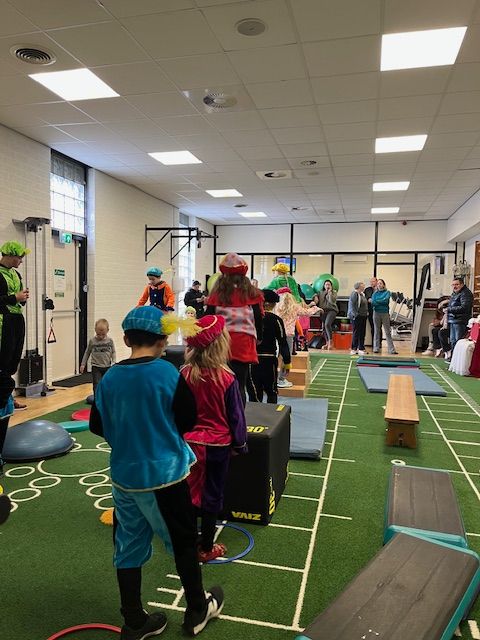Kinderen op Pietenparcours