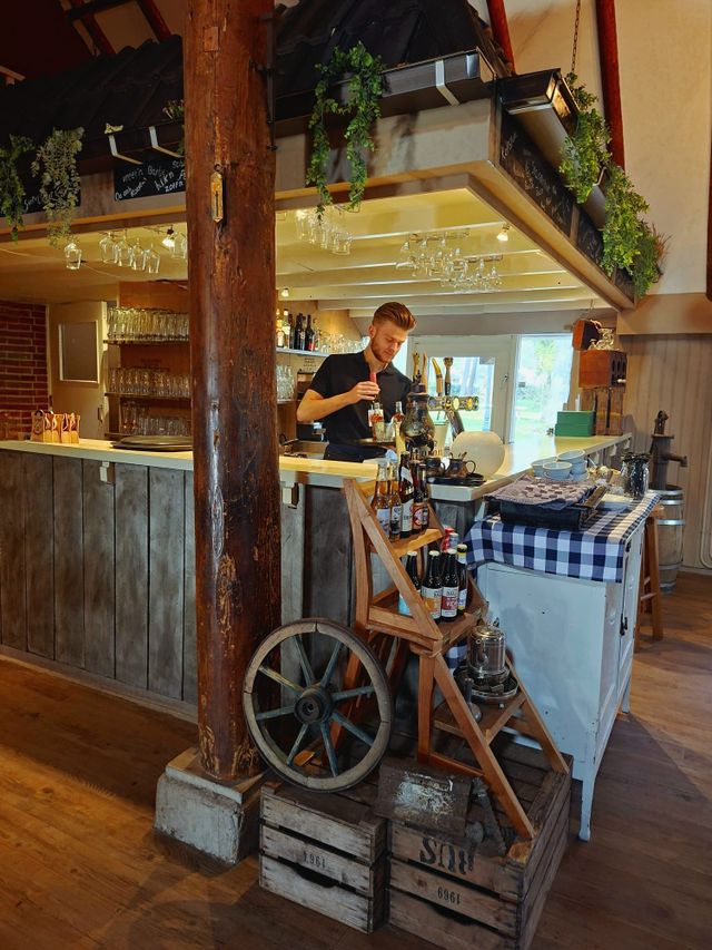 bar