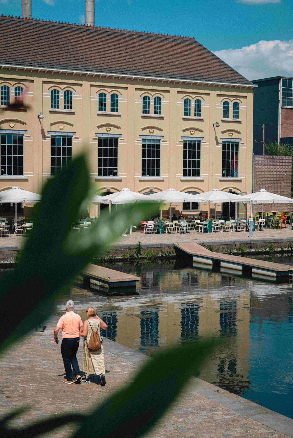 Lumiere Maastricht terrace two walkers