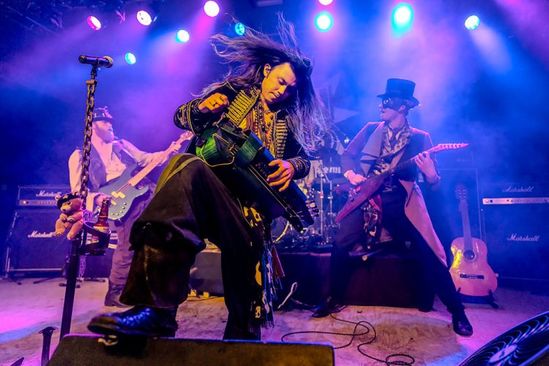 Captain Kelphair & The Salty Seamen