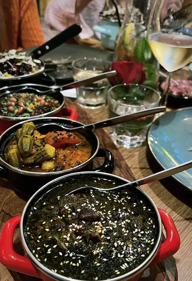 Faren eten perzisch restaurant groenten groene loper
