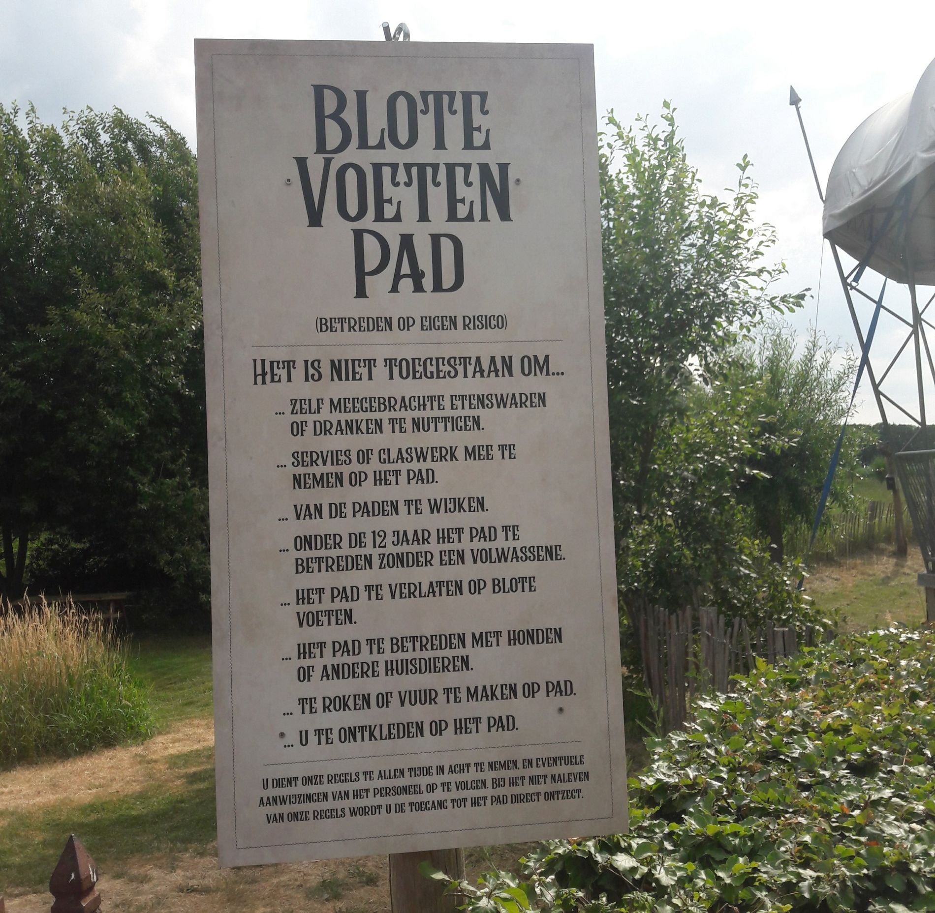 Blote voetenpad - Toon kortoomspark