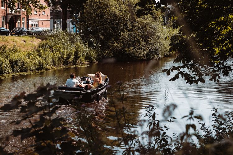 Varen over de Singels in Breda