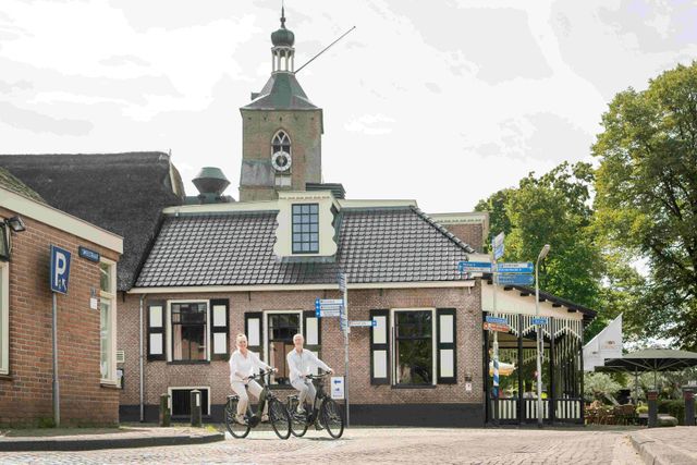Ruinen - fietsen in brinkdorp