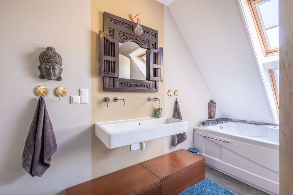 Dubbele Douche | Kamerscherm | Dubbele Wasbak | Ligbad (tweepersoons)
