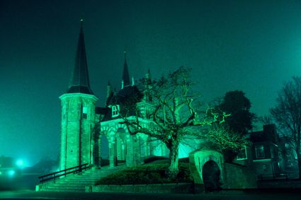 Waterpoort in Sneek bij nacht