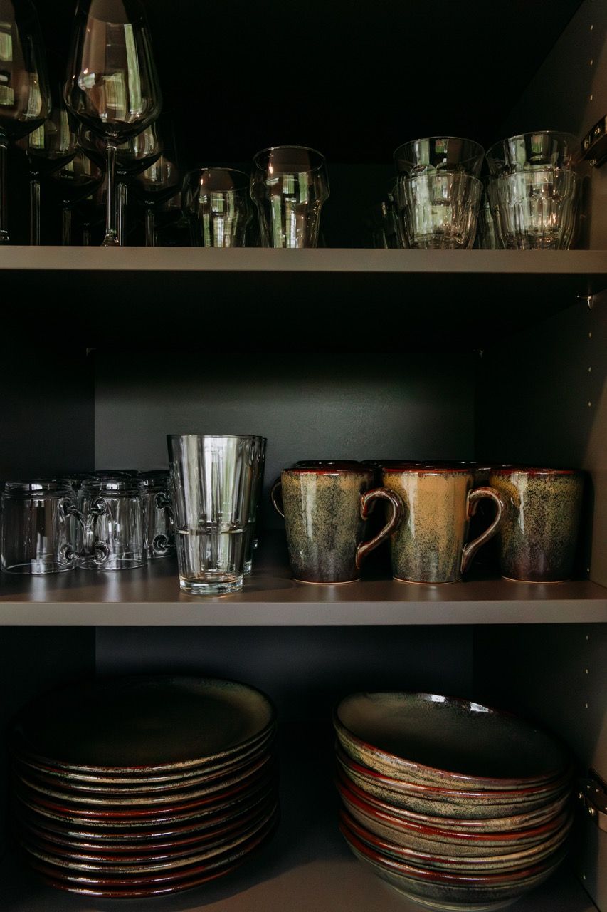 royaal servies is in het Oosterchalet aanwezig