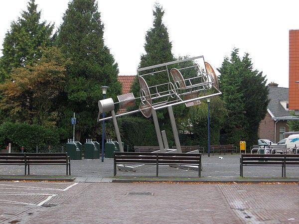 NSF kunstwerk bij winkelcentrum Seinhorst
