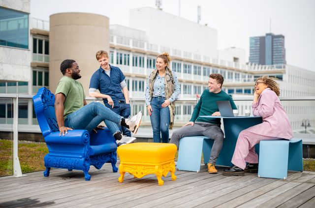 Groep studenten bij Windesheim Almere.