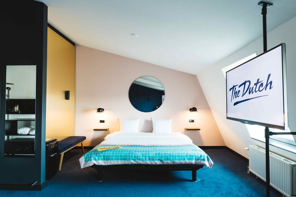 The Dutch hotel Maastricht room bed tv
