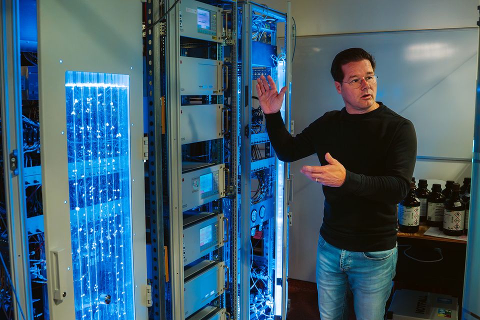 Persreis New Dutch Maastricht Instruments