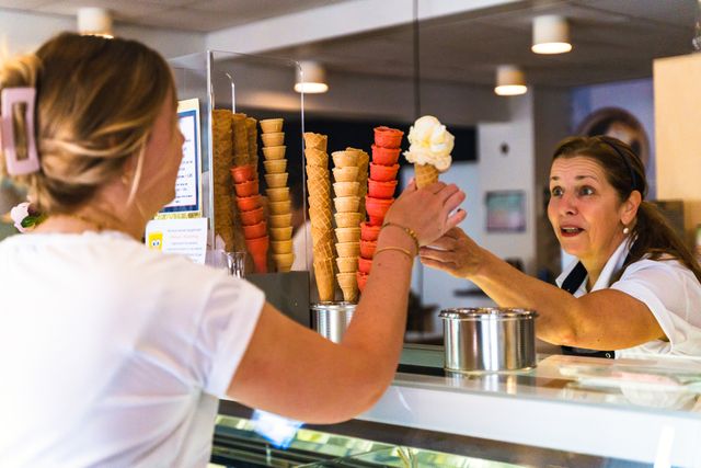 ijsje eten bij Hartentroef in Someren