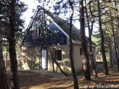 7 persoons vakantiehuis in het bosgedeelte van het dorp