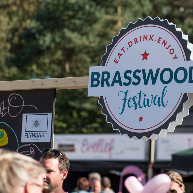Brasswood bord
