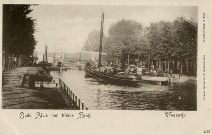 Een historische prent van de Oude Sluis te Vreeswijk circa 1900-1905