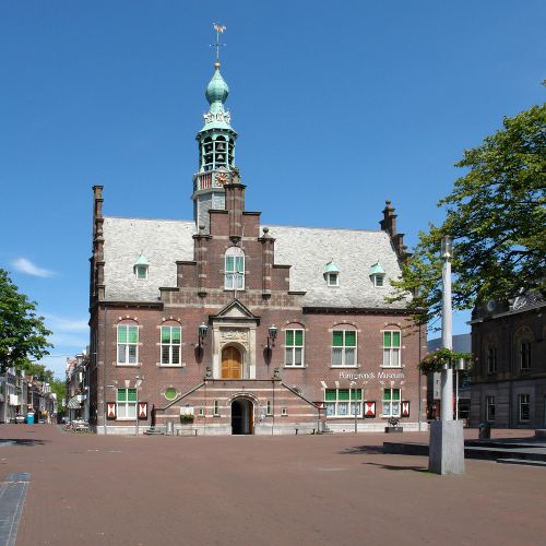 Buitenaanzicht van het Purmerends Museum.