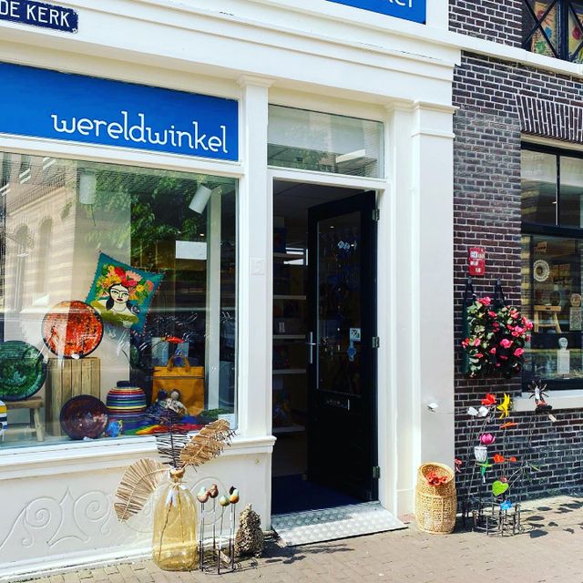 De buitenkant van de Wereldwinkel in Purmerend
