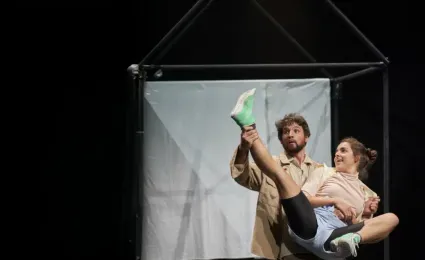 Kidstheater : Zolenzooi – Teatime Company / Groene Engel