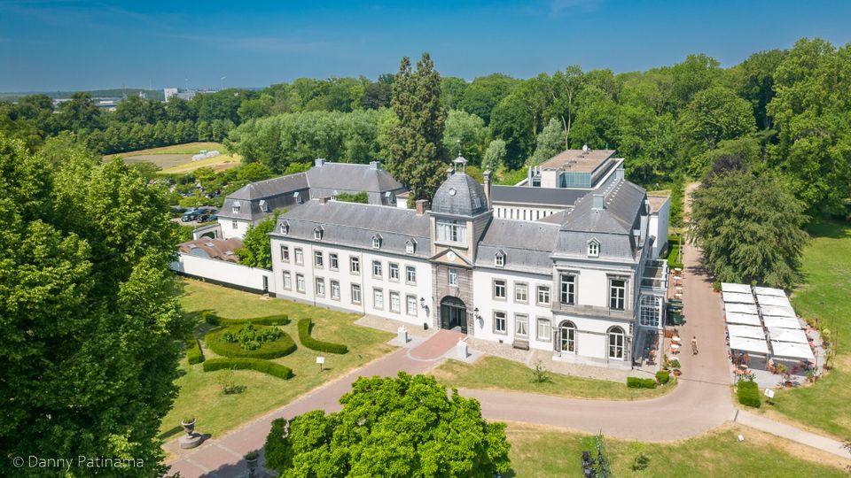 Buitenplaats Vaeshartelt aerial photo of building and surroundings