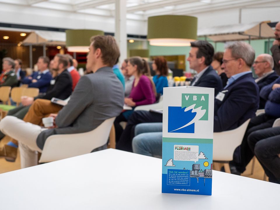 Informatiefolder van VBA voor publiek in Flevoland