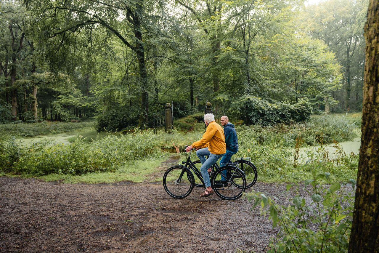 Fietsers land het Grafeiland.