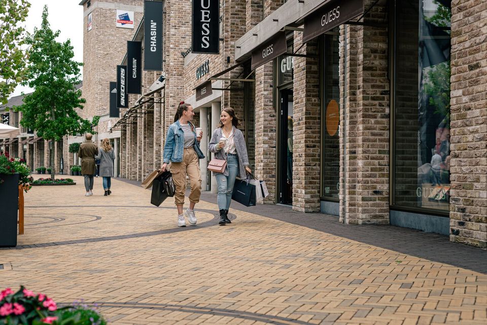 Winkelen bij Designer Outlet Roosendaal