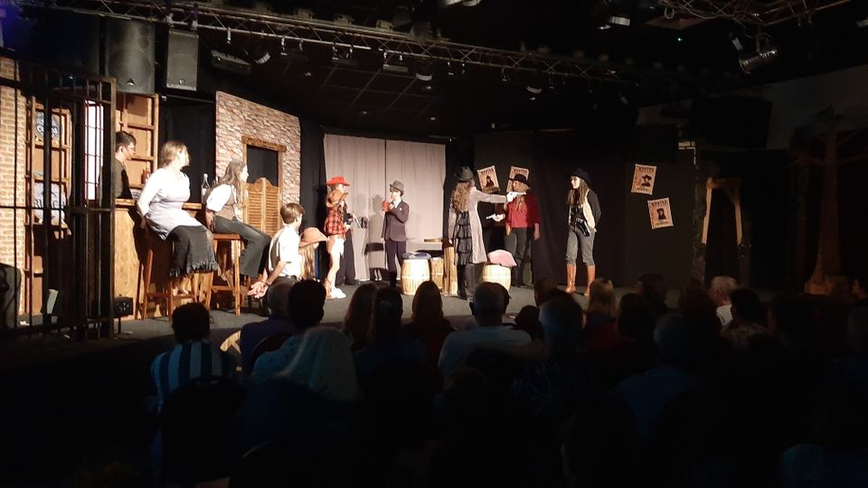 't Mierlo's Amateur toneel speelt "Het Blackwood mysterie"