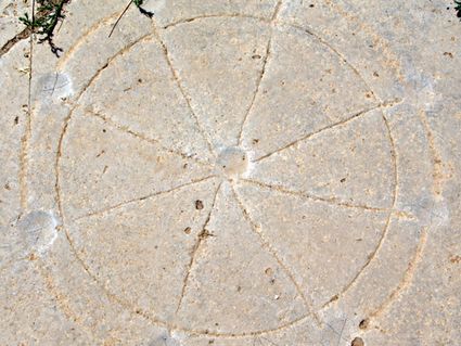 Romeins Rota-spel ingekerfd in steen in Libië.