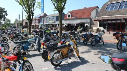 Oldtimer bromfietsen - De Vette Bougie