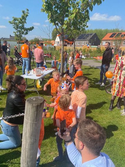 Children's freemarket BV De Hoge Regt Beek en Donk