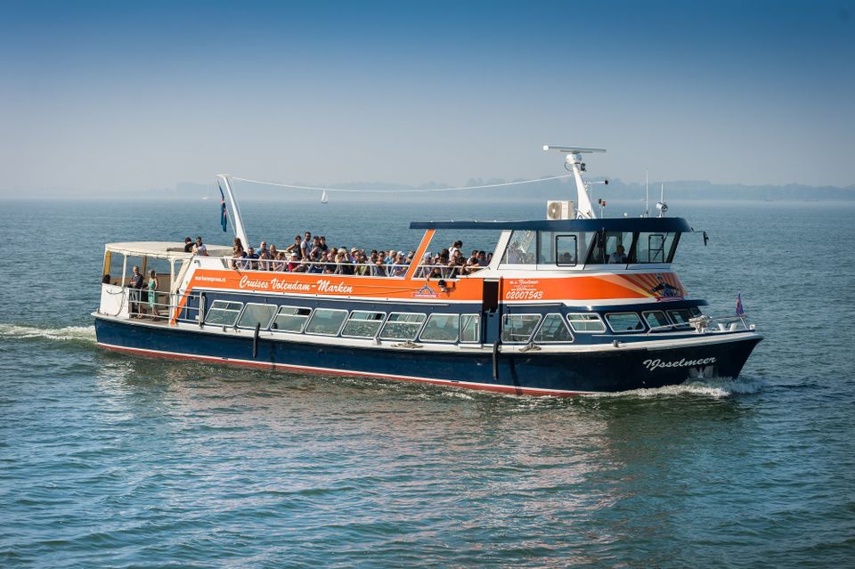 De boot van de Marken Express