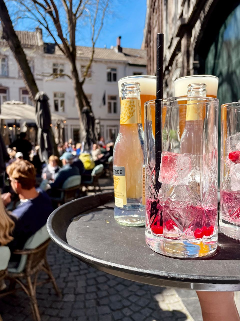 Terrace BASTA Sint-Amorsplein Maastricht