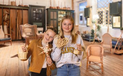 Kinderen in oude vlechtk=lokaal