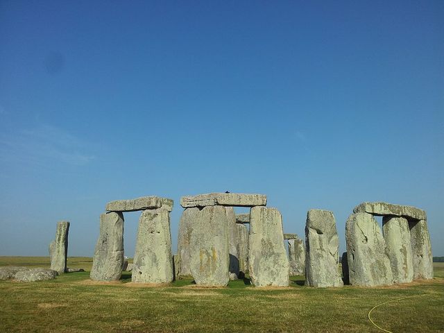 De bouwkunst van onze voorouders – Hunebedden en meer
